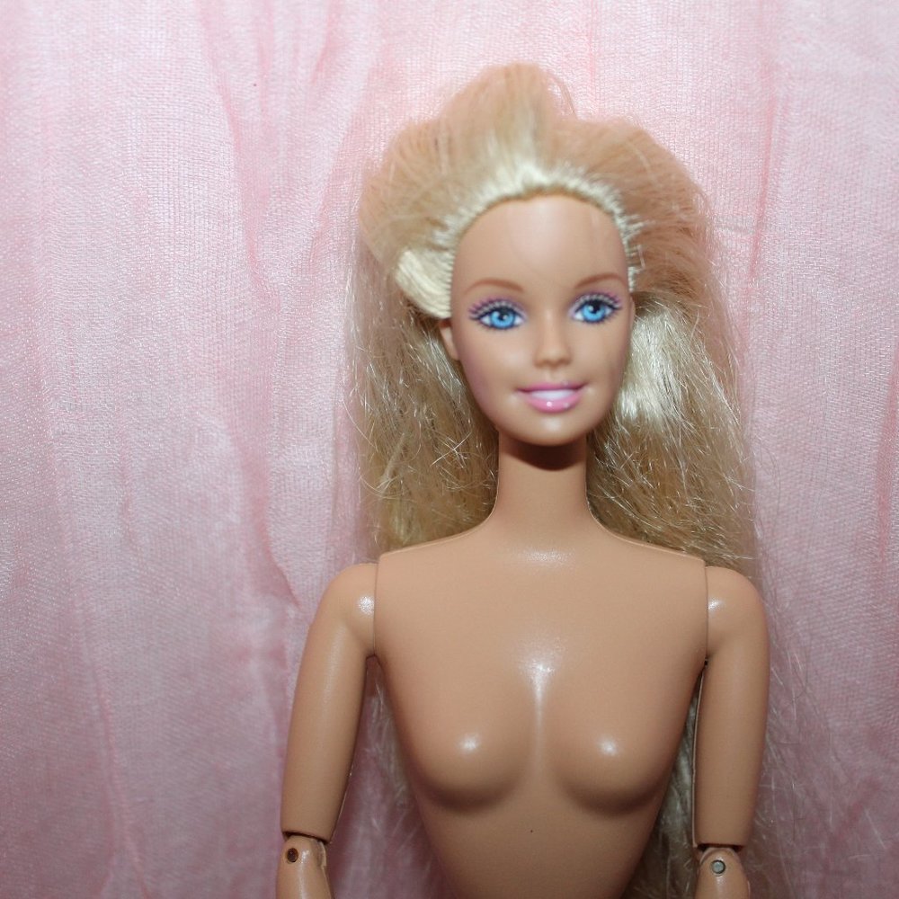 Vtg. Barbie Back Lever Doll